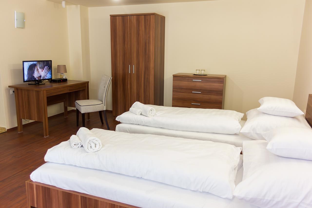 M1 Szeker Csarda Hotel Es Etterem Obarok 외부 사진